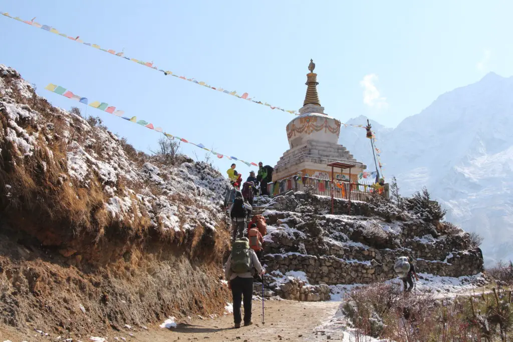 What's it like to climb Everest base camp