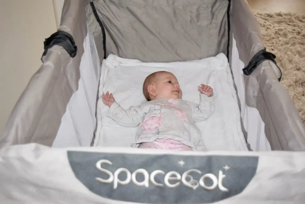 most convenient and lightest travel cot 