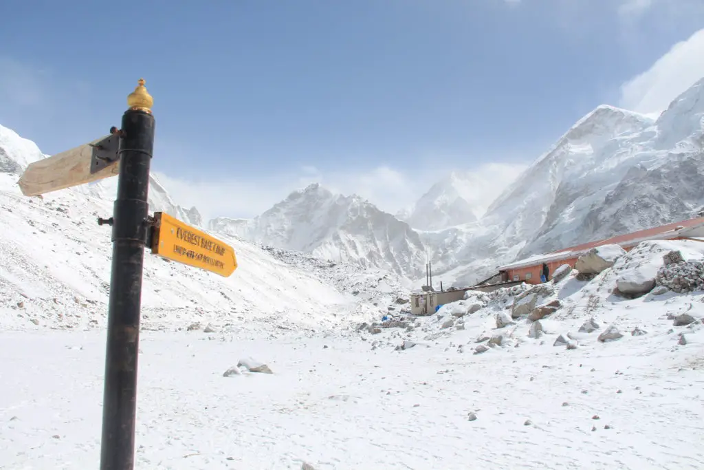 What's it like to climb Everest base camp
